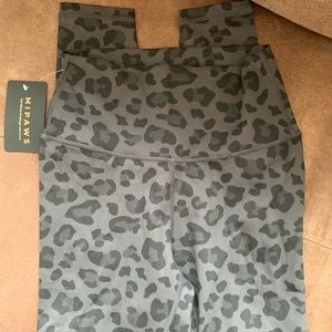 NWT black leopard leggings